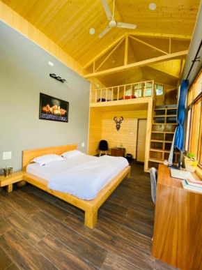 LaCasa, Luxury Stays